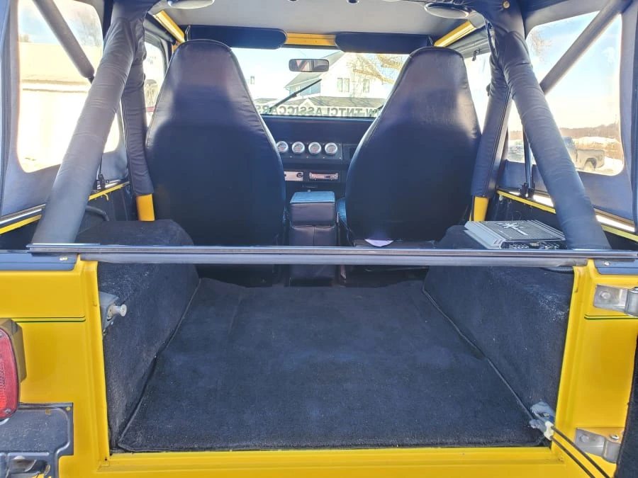 1987 Jeep YJ Wrangler - Image 5 of 11