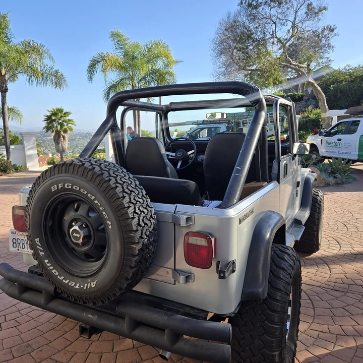 1987 Jeep YJ Wrangler - Image 5 of 7