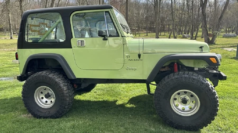 1987 Jeep YJ Wrangler - Image 2 of 9