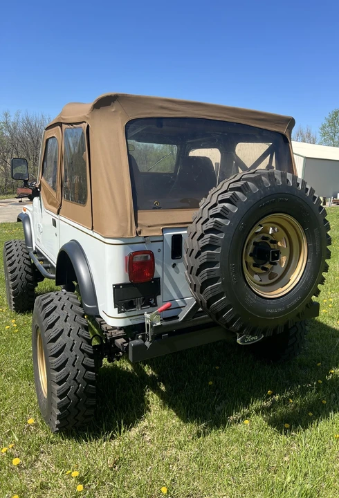 1987 Jeep YJ Wrangler - Image 15 of 25