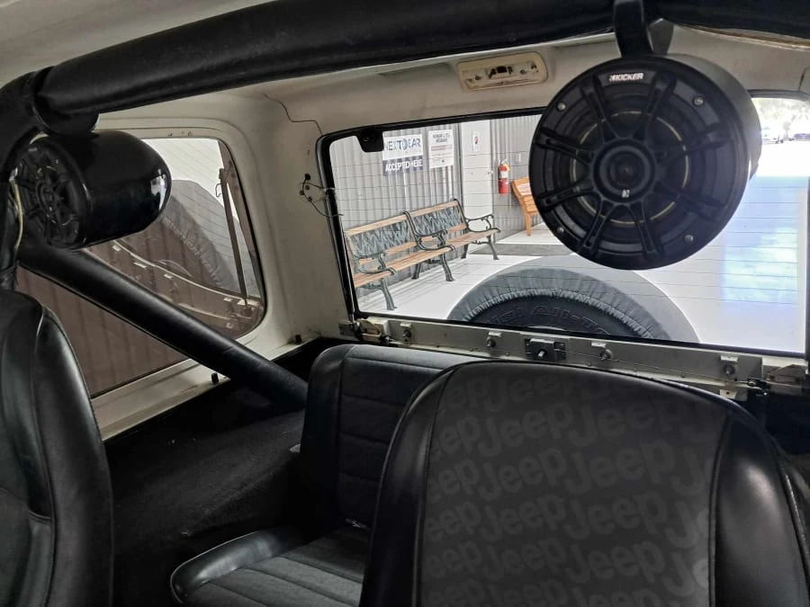 1987 Jeep YJ Wrangler - Image 13 of 15