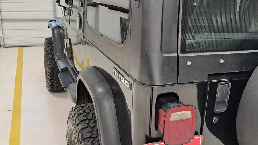 1987 Jeep YJ Wrangler - Image 6 of 15