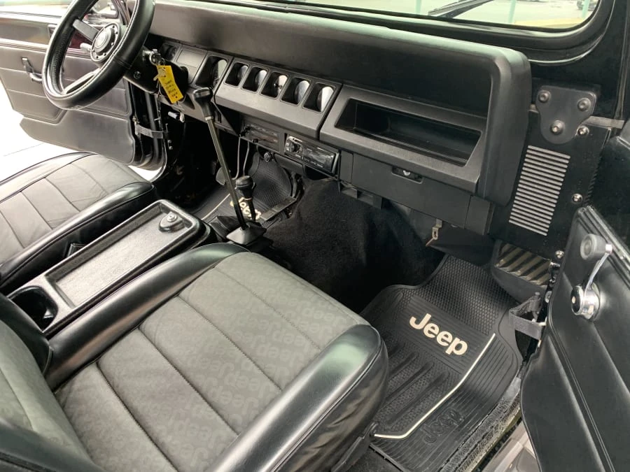 1987 Jeep YJ Wrangler - Image 5 of 7