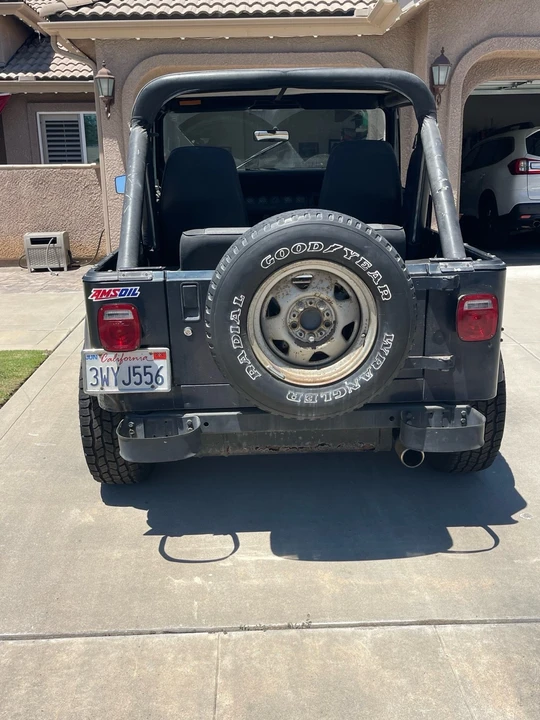 1987 Jeep YJ Wrangler - Image 4 of 29