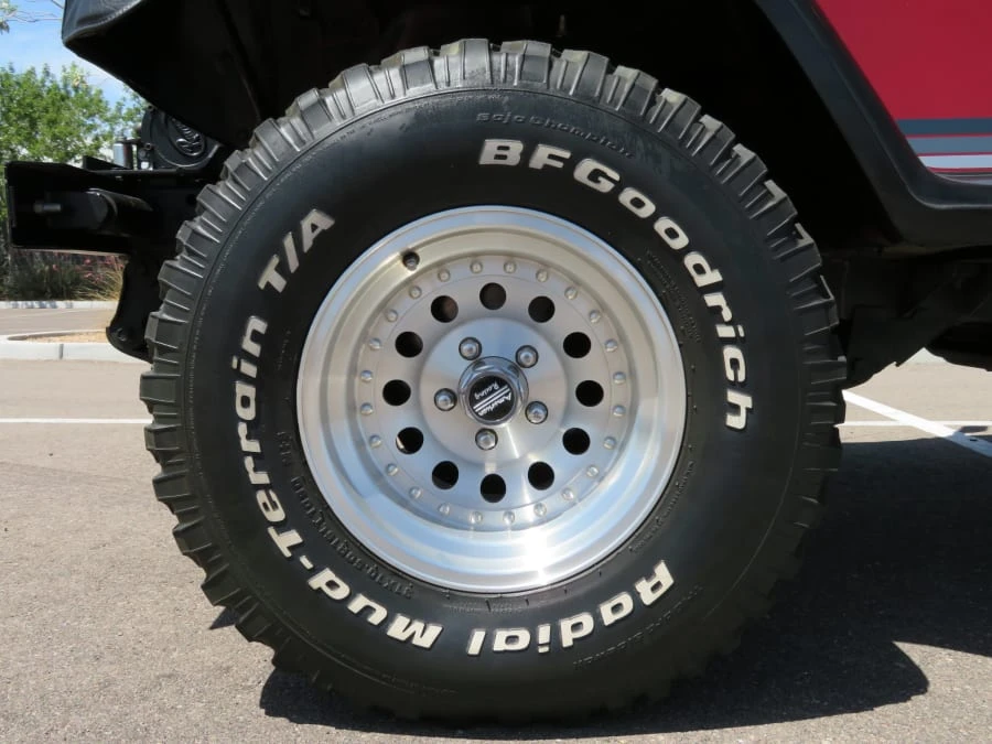 1987 Jeep YJ Wrangler - Image 10 of 12