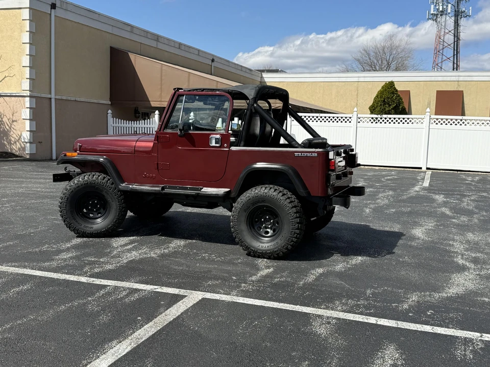 1987 Jeep YJ Wrangler - Image 8 of 31