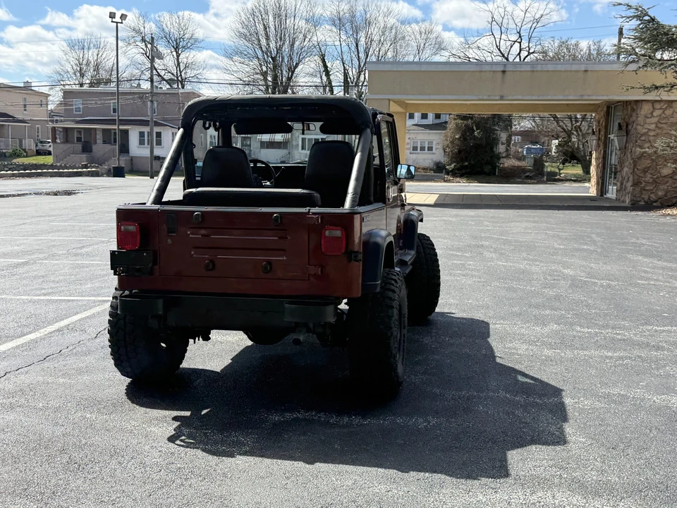 1987 Jeep YJ Wrangler - Image 13 of 31