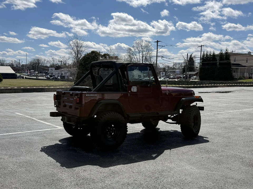 1987 Jeep YJ Wrangler - Image 15 of 31