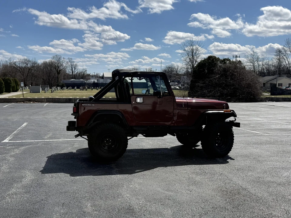 1987 Jeep YJ Wrangler - Image 16 of 31
