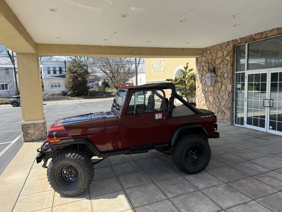 1987 Jeep YJ Wrangler - Image 24 of 31