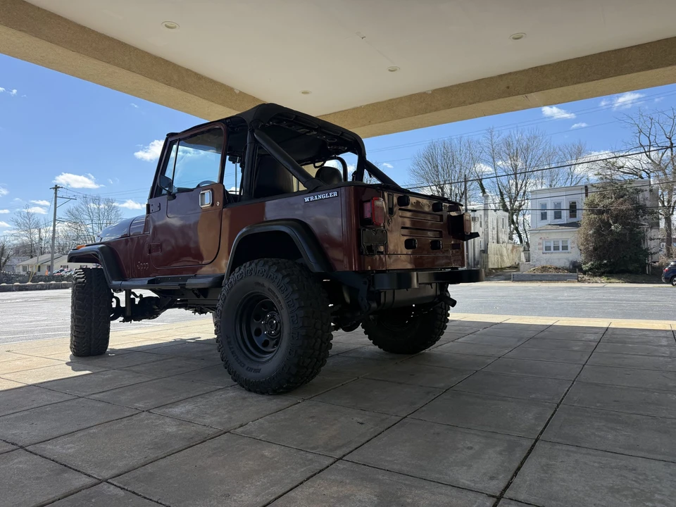 1987 Jeep YJ Wrangler - Image 28 of 31