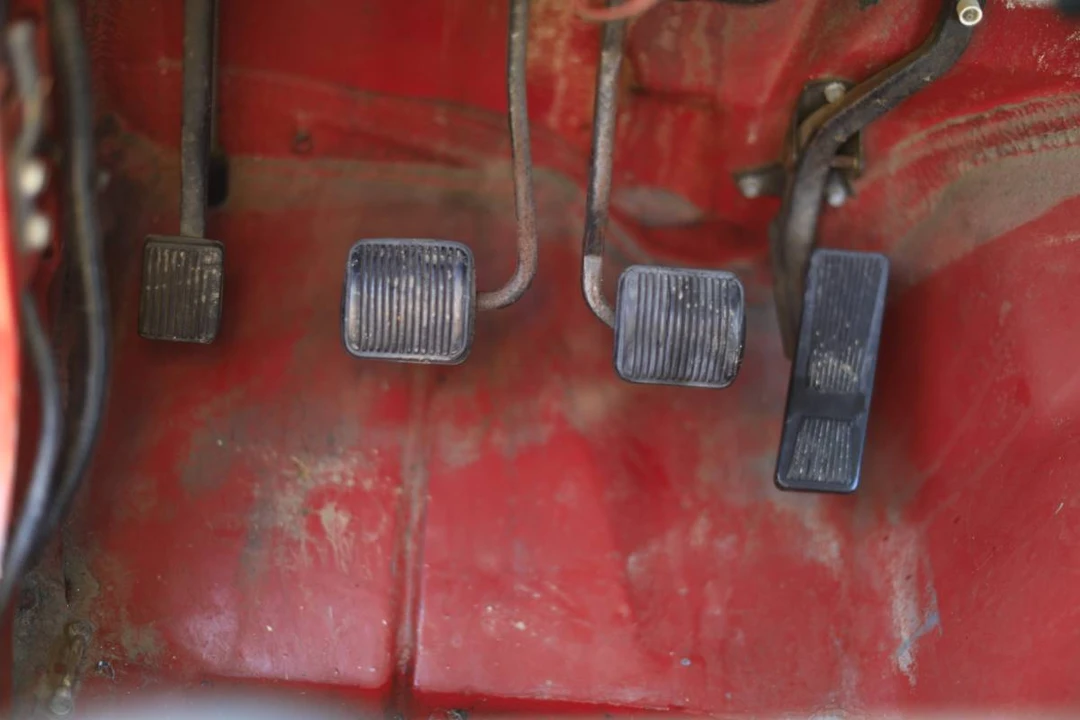 1987 Jeep YJ Wrangler - Image 5 of 7