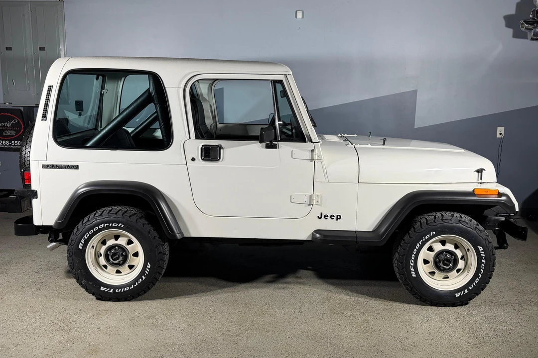 1987 Jeep YJ Wrangler - Image 3 of 31