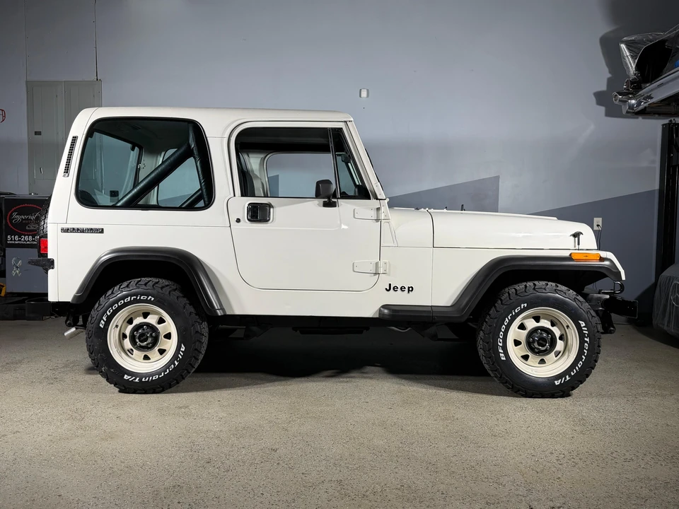 1987 Jeep YJ Wrangler - Image 18 of 31