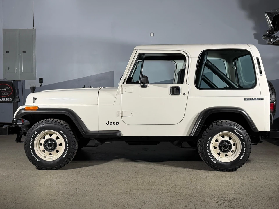 1987 Jeep YJ Wrangler - Image 12 of 31