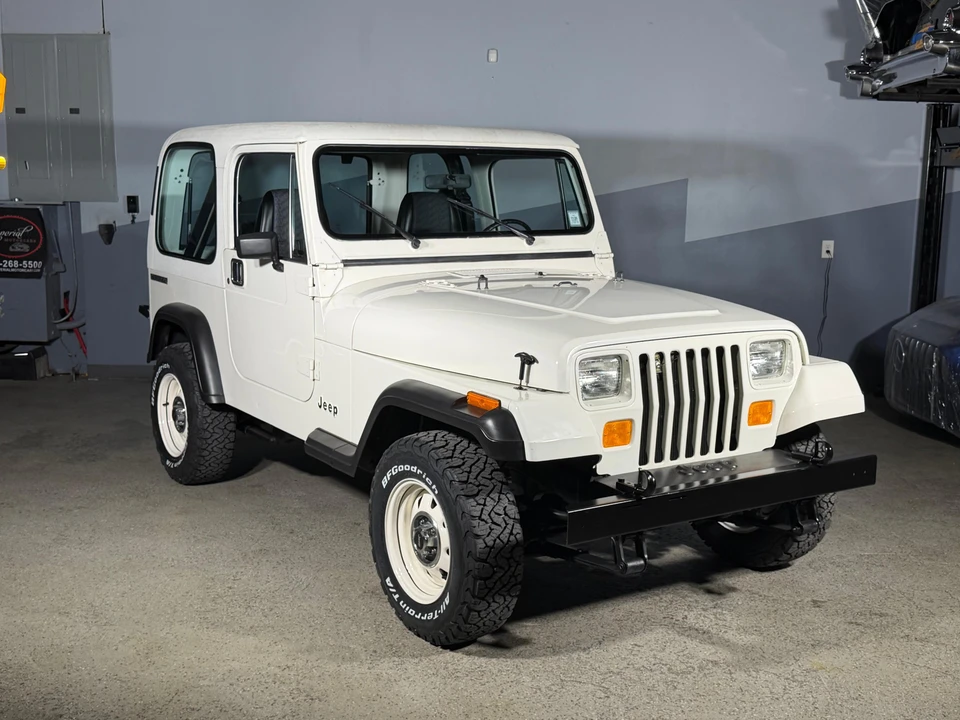 1987 Jeep YJ Wrangler - Image 21 of 31