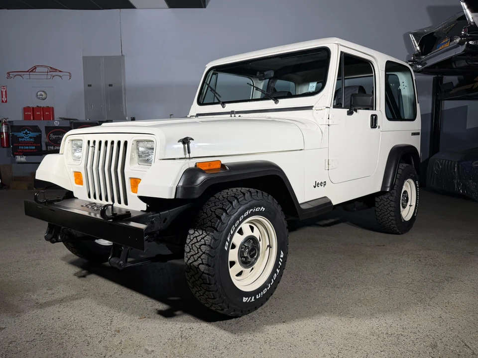 1987 Jeep YJ Wrangler - Image 9 of 31
