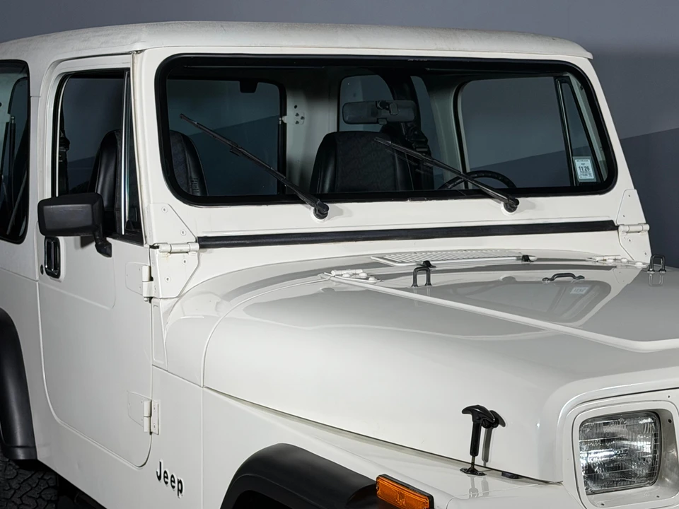 1987 Jeep YJ Wrangler - Image 22 of 31