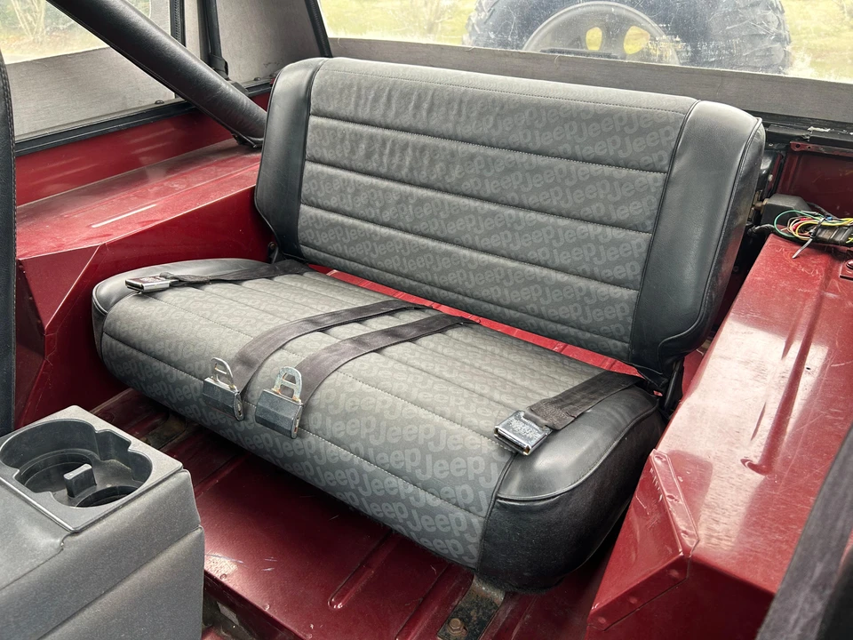 1987 Jeep YJ Wrangler - Image 30 of 31
