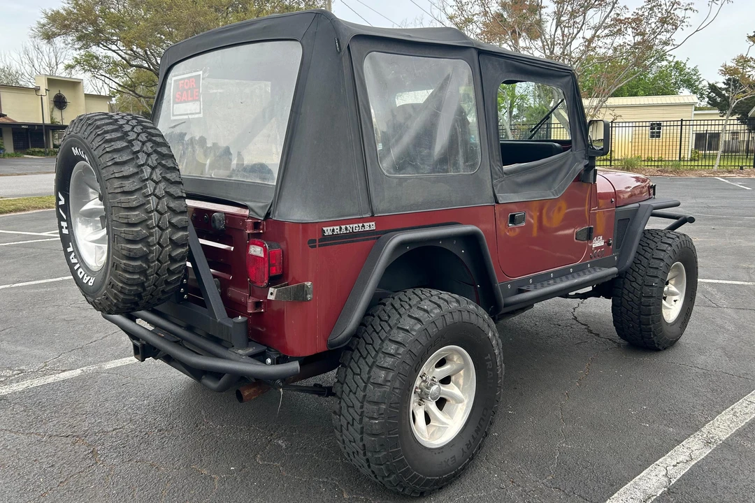 1987 Jeep YJ Wrangler - Image 4 of 31