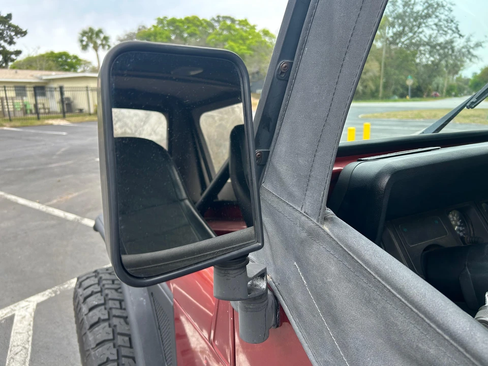 1987 Jeep YJ Wrangler - Image 12 of 31