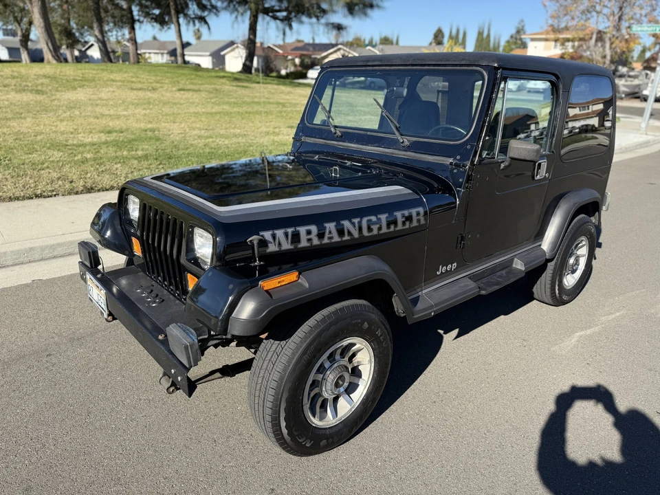 1987 Jeep YJ Wrangler - Image 4 of 31