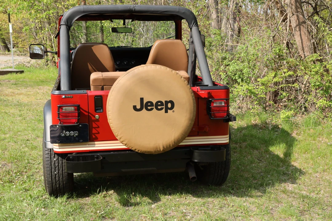 1987 Jeep YJ Wrangler - Image 18 of 31