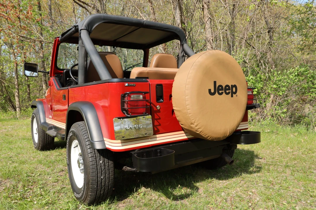 1987 Jeep YJ Wrangler - Image 15 of 31