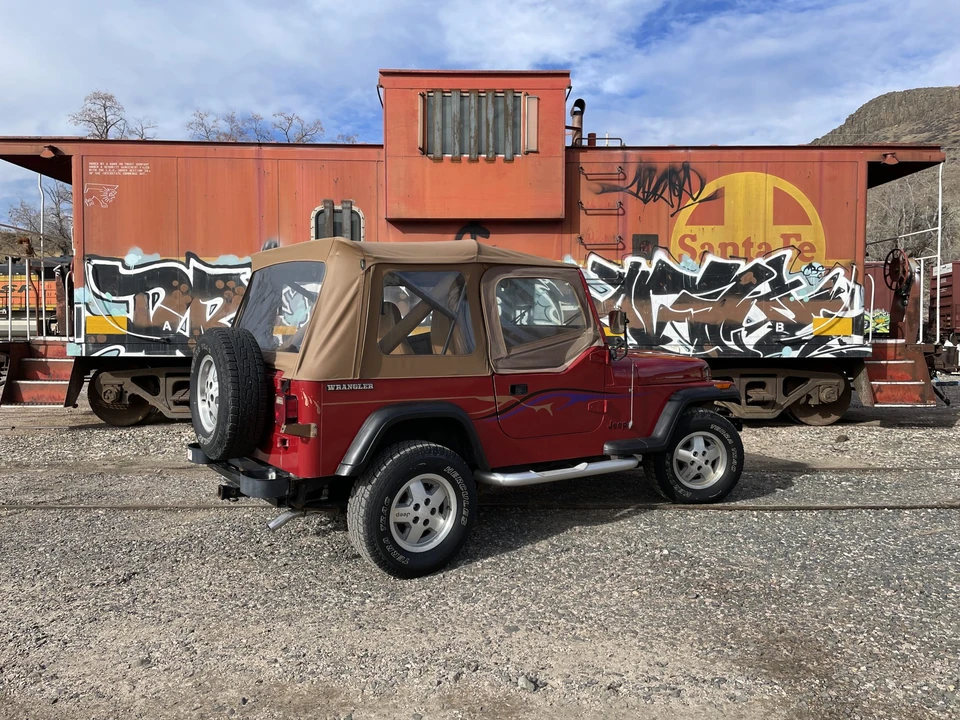 1987 Jeep YJ Wrangler - Image 23 of 31