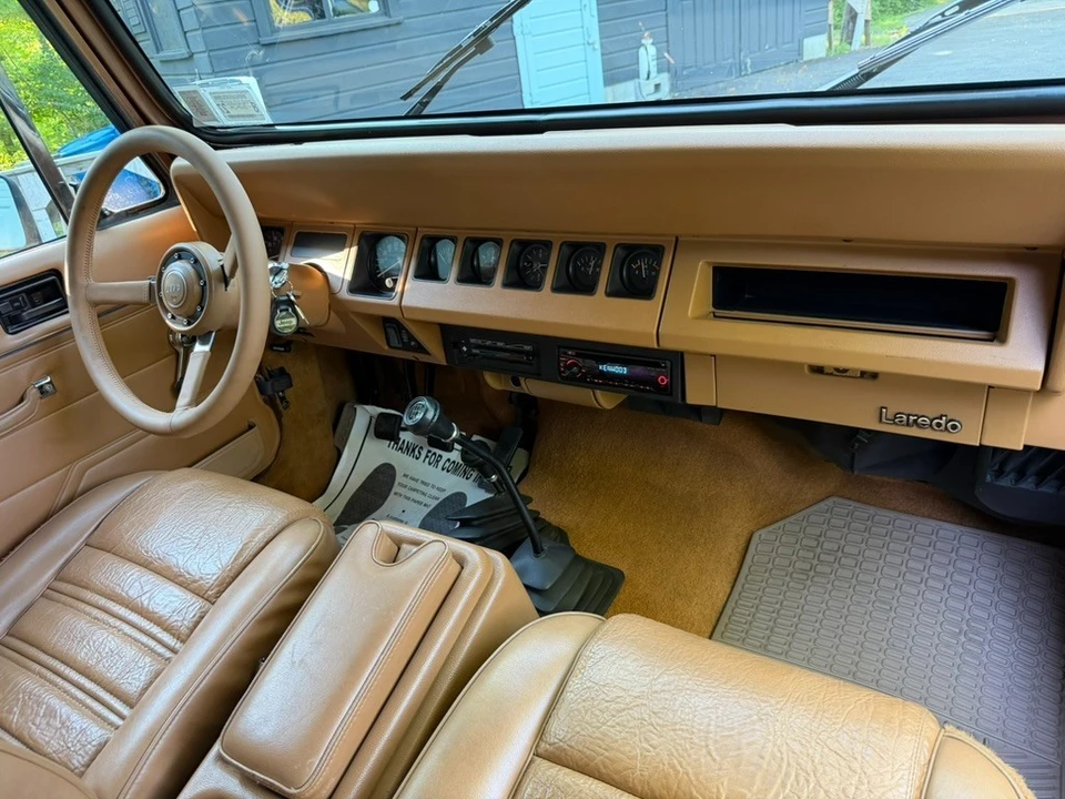 1987 Jeep YJ Wrangler - Image 22 of 29