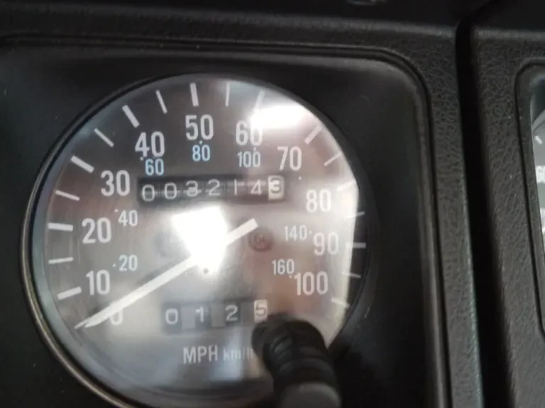 1987 Jeep YJ Wrangler - Image 10 of 17