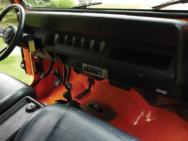 1987 Jeep YJ Wrangler - Image 5 of 17