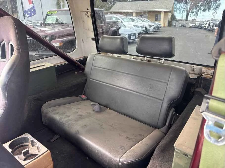 1987 Jeep YJ Wrangler - Image 10 of 11