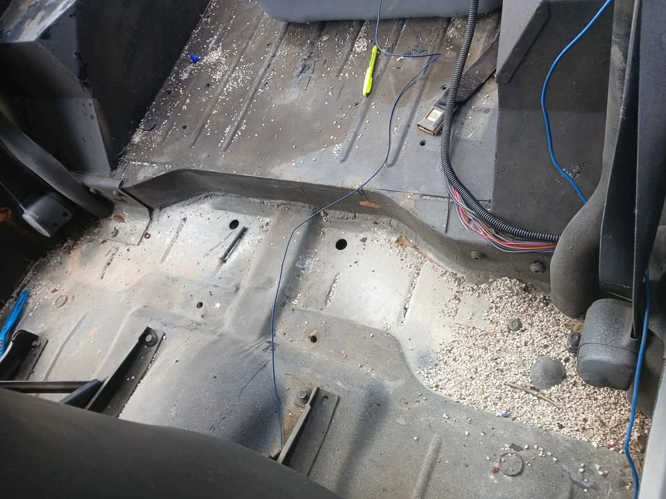 1987 Jeep YJ Wrangler - Image 18 of 20