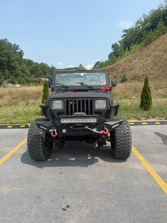 1987 Jeep YJ Wrangler - Image 10 of 11