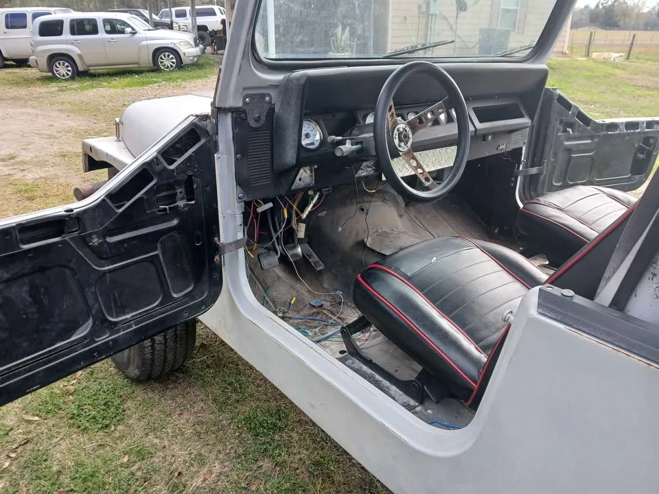 1987 Jeep YJ Wrangler - Image 19 of 20