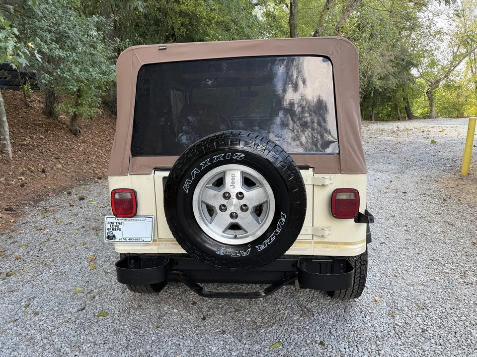 1987 Jeep YJ Wrangler - Image 8 of 31