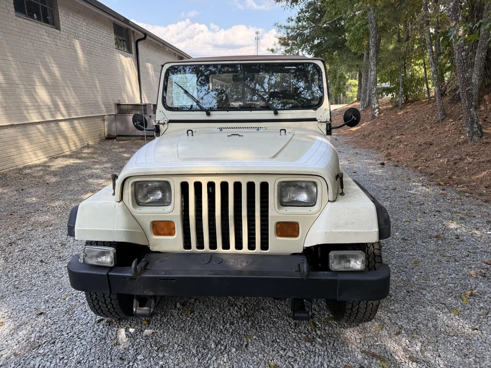 1987 Jeep YJ Wrangler - Image 16 of 31