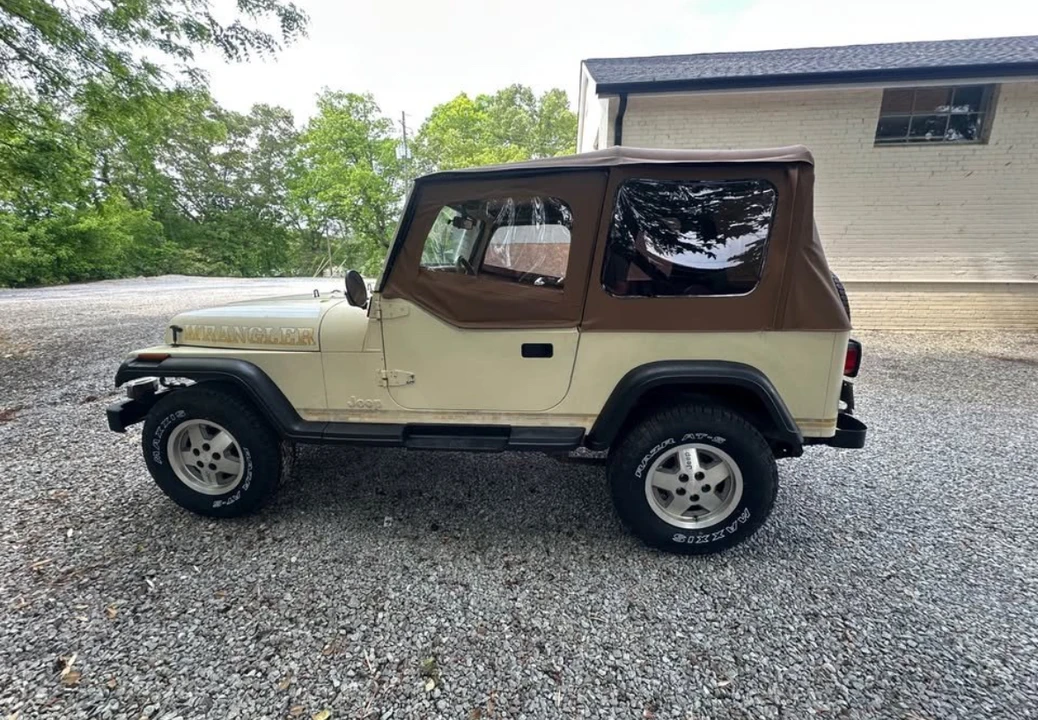 1987 Jeep YJ Wrangler - Image 3 of 31