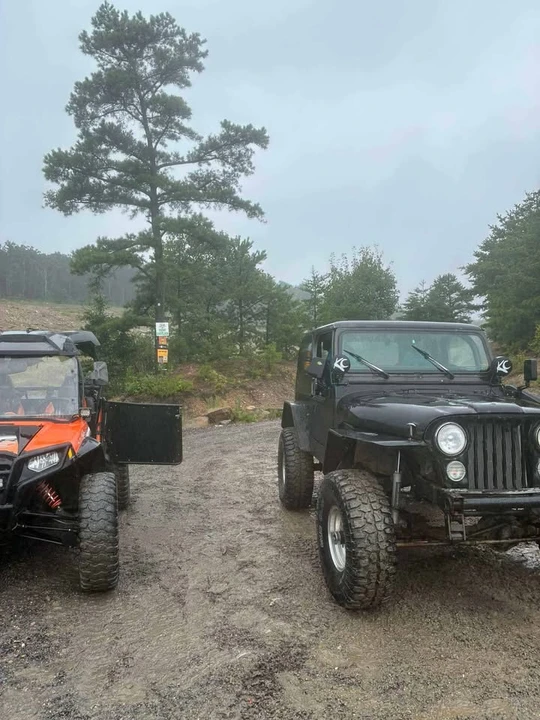 1987 Jeep YJ Wrangler - Image 3 of 3