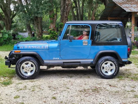 1987 Jeep Wrangler SPORT