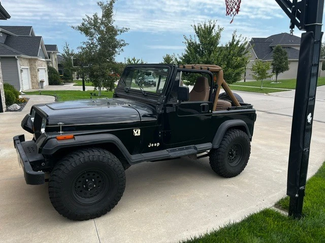 1987 Jeep YJ Wrangler - Image 4 of 11