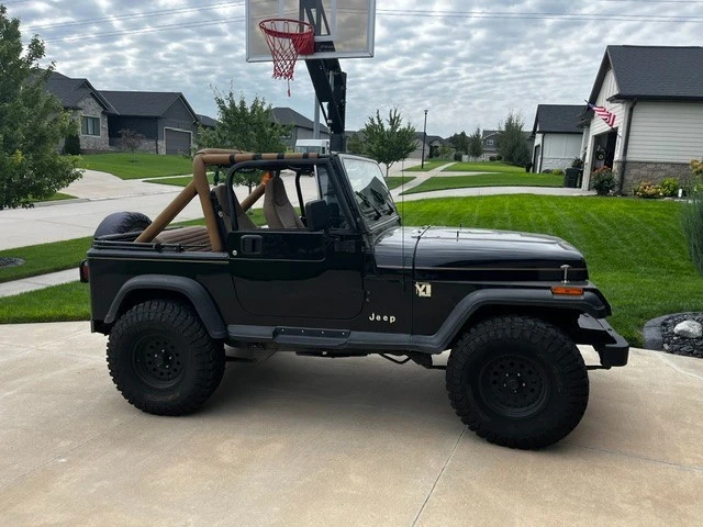 1987 Jeep YJ Wrangler - Image 6 of 11