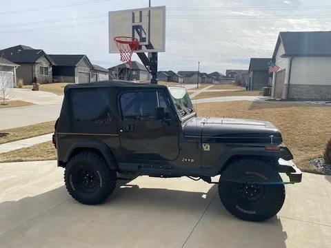 1987 Jeep Wrangler SPORT