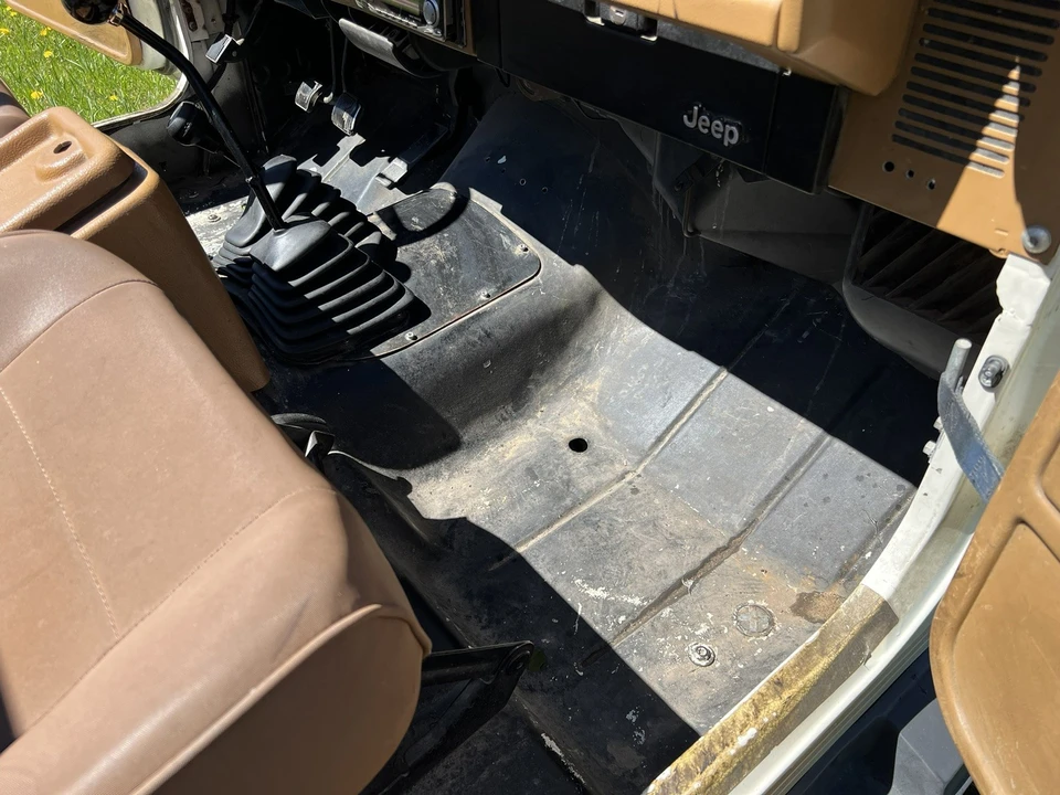 1987 Jeep YJ Wrangler - Image 20 of 29