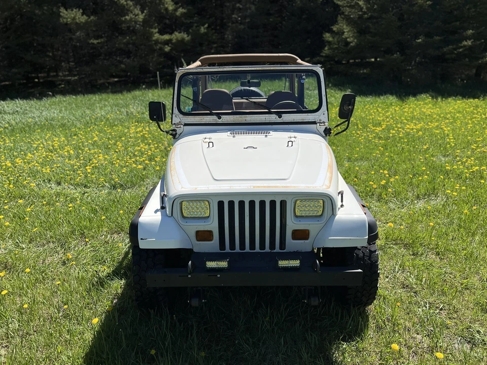1987 Jeep YJ Wrangler - Image 12 of 29