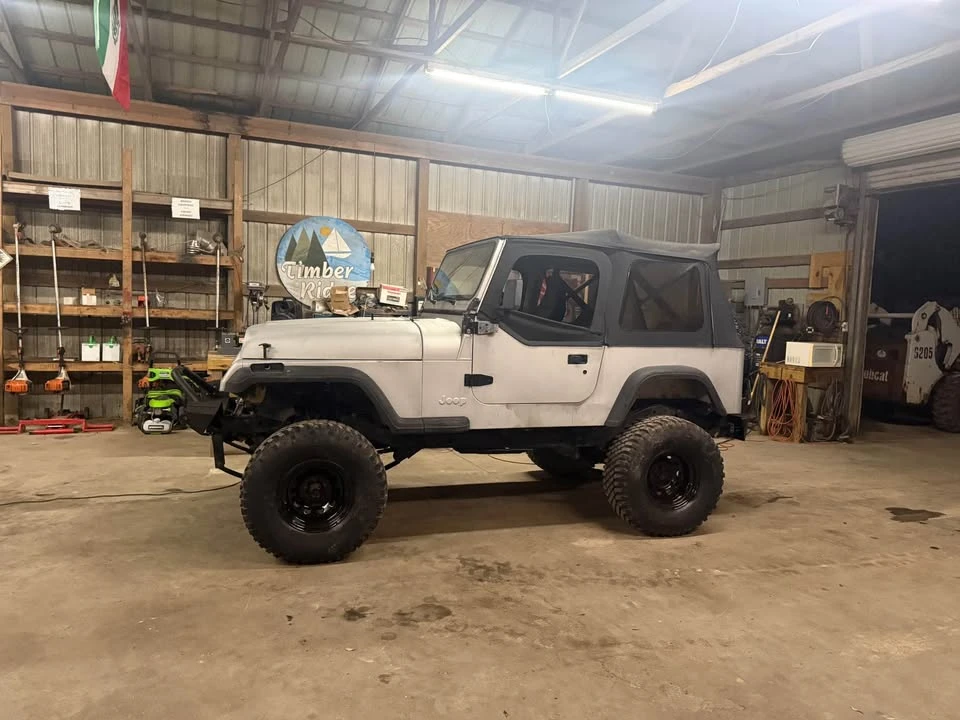 1987 Jeep YJ Wrangler - Image 6 of 7