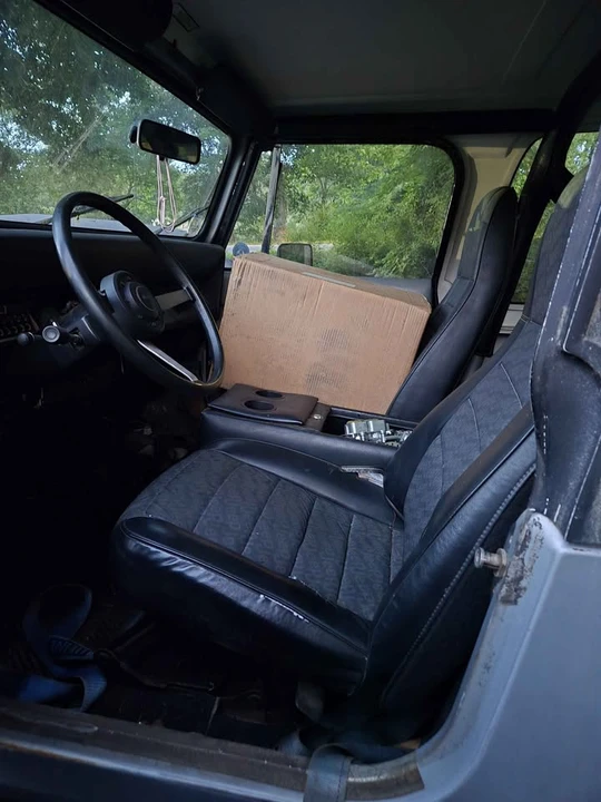 1987 Jeep YJ Wrangler - Image 3 of 3