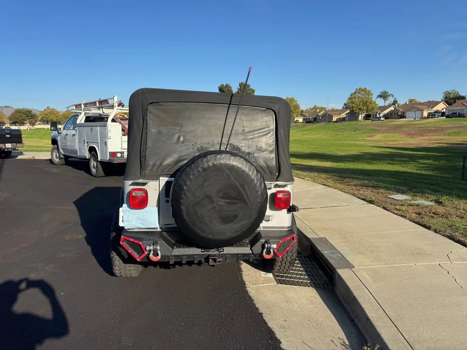 1987 Jeep YJ Wrangler - Image 5 of 9