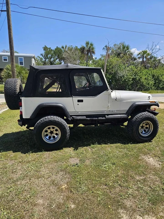 1987 Jeep YJ Wrangler - Image 8 of 11